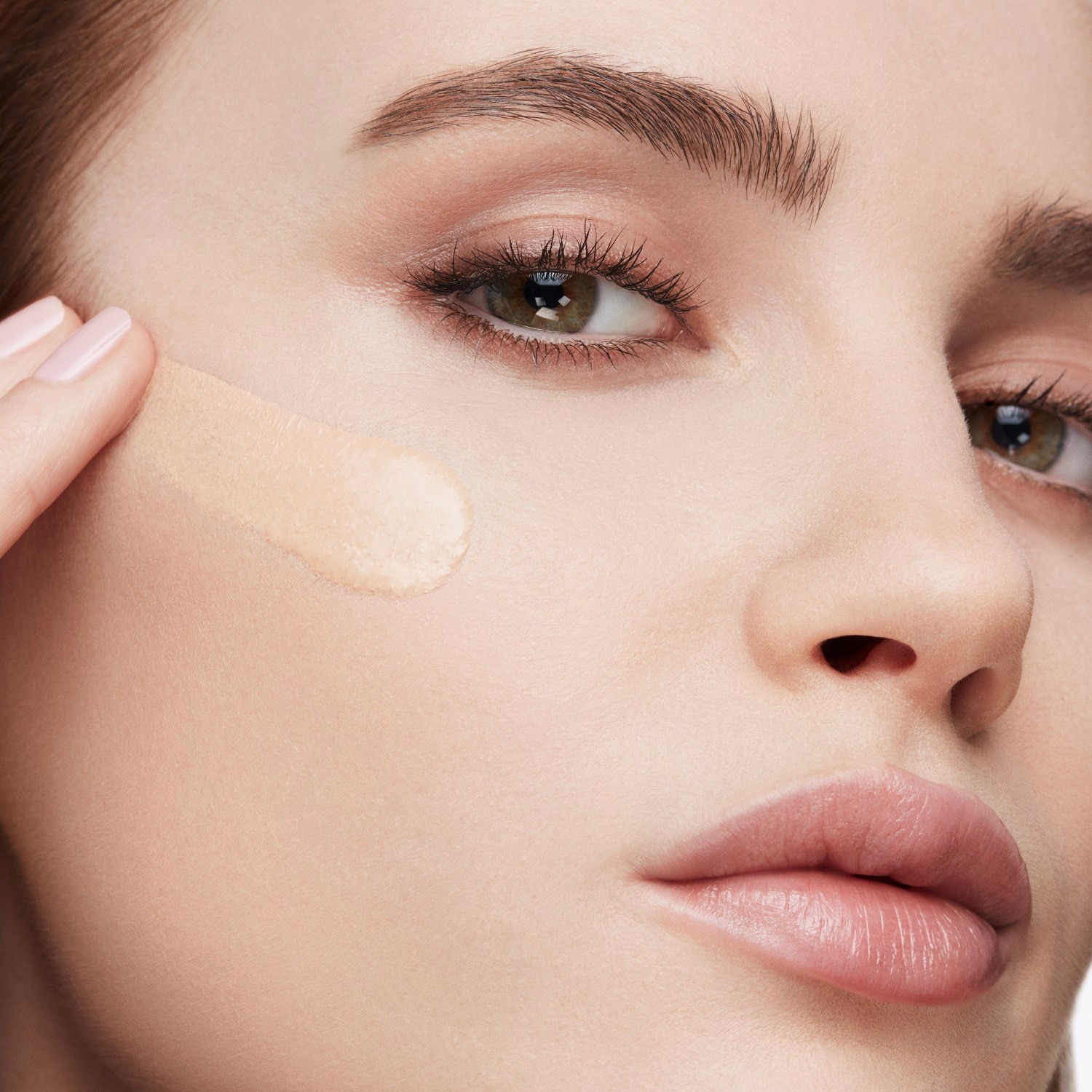 BAREPRO 24 HR WEAR SKIN-PERFECTING MATTE LIQUID FOUNDATION MINERAL SPF 20 PA++ (BASE LÍQUIDA ACABADO MATTE)